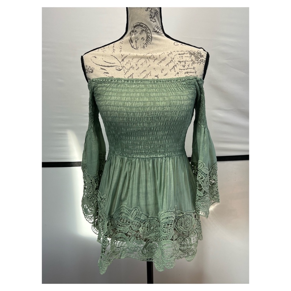 Gimmick - BKE Off Shoulder Blouse #495206H - Picture 1 of 2
